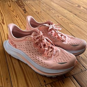 Barely worn Hoka Kawanas!